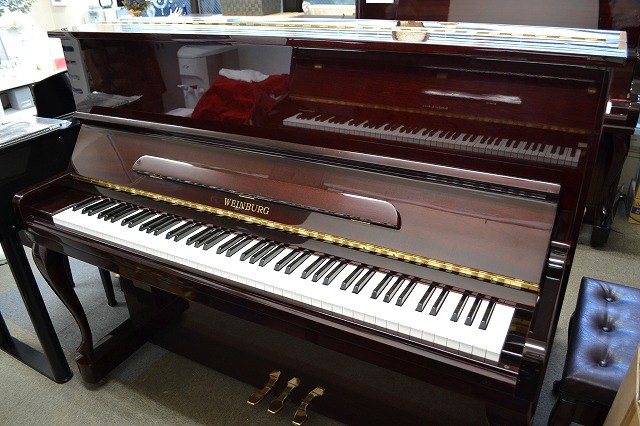 ワインバーグ（サミック） 中古ピアノ 品番 WE121DM アップライト 
